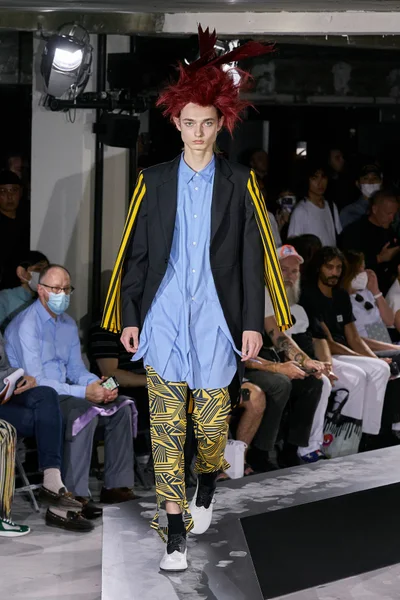 Look 26